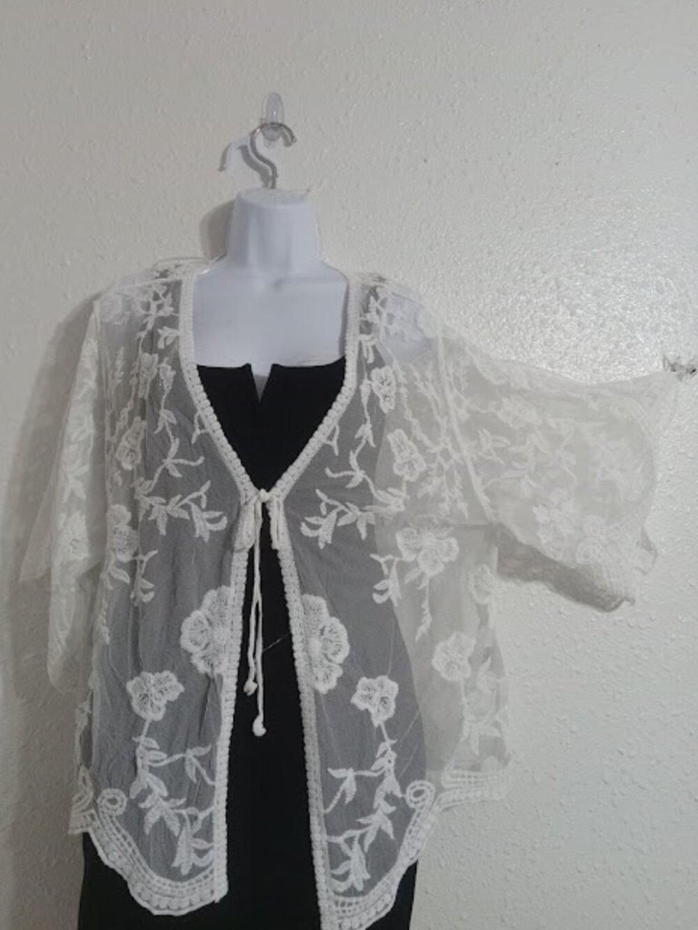 No Comment - Sheer White Floral Embroidered Kimono style Cover-Up